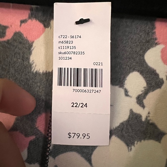 Lane Bryant NWT dress black flowers faux wrap medium length waist tie black pink - Picture 5 of 7